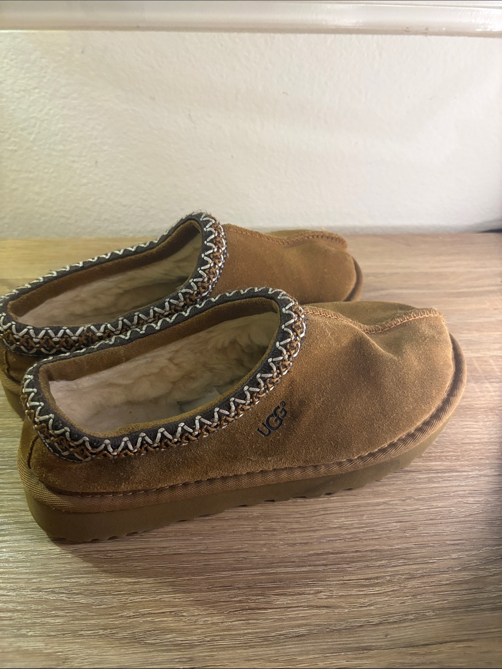 UGG Chestnut Brown Suede Slip-On Slippers with Braided Trim - Picture 7 of 11